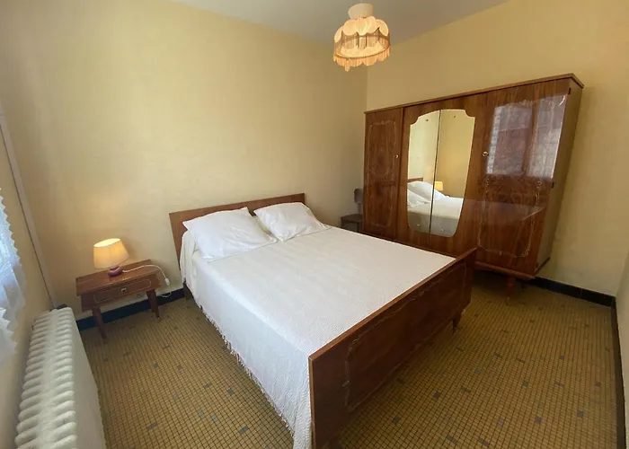 Vakantiehuis Maison A Fouras: Proche Plages Et Centre, Jardinet, 1 - Fr-1-709-52